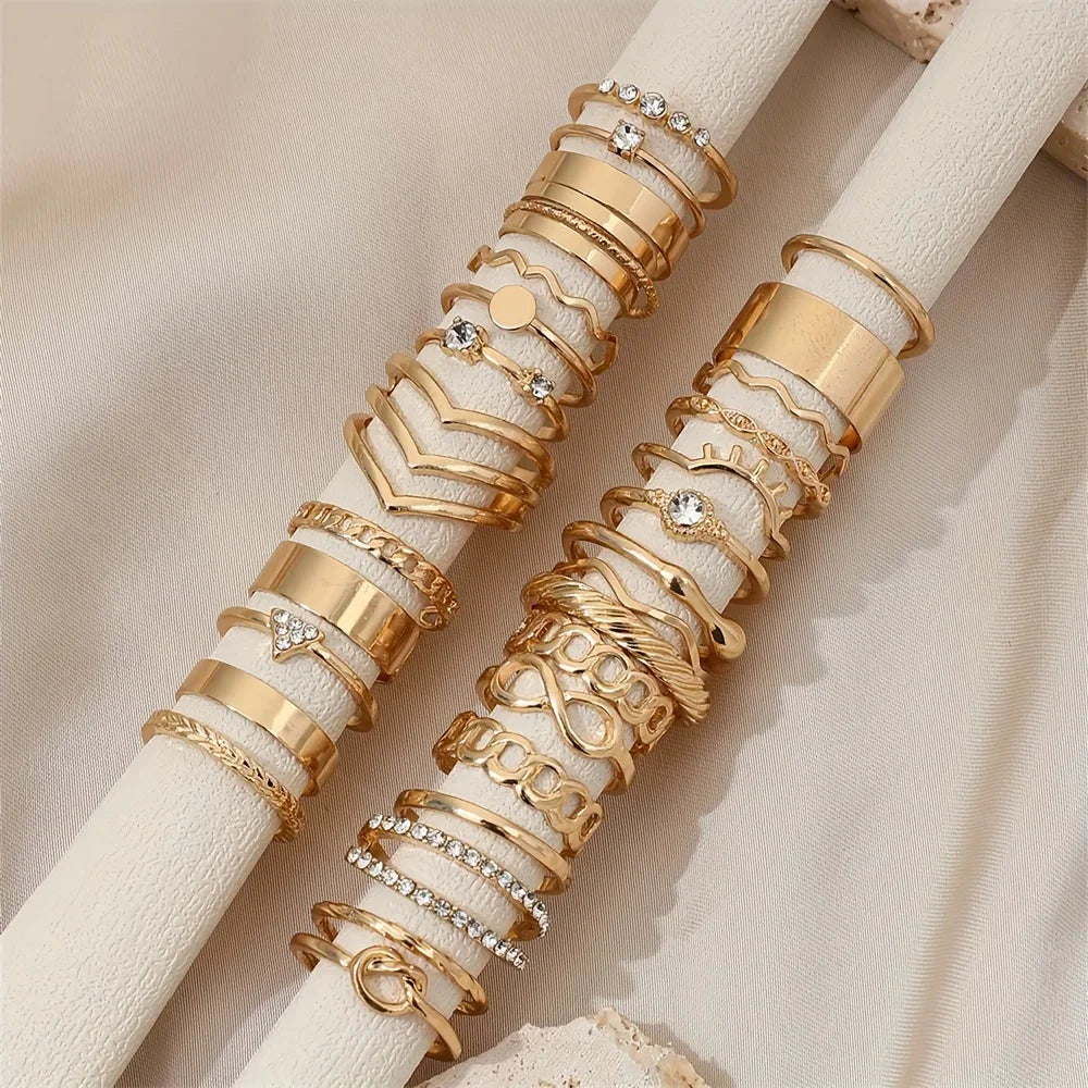 30-Piece Boho Gold Ring Set – Vintage Rhinestone & Geometric Stackable Rings