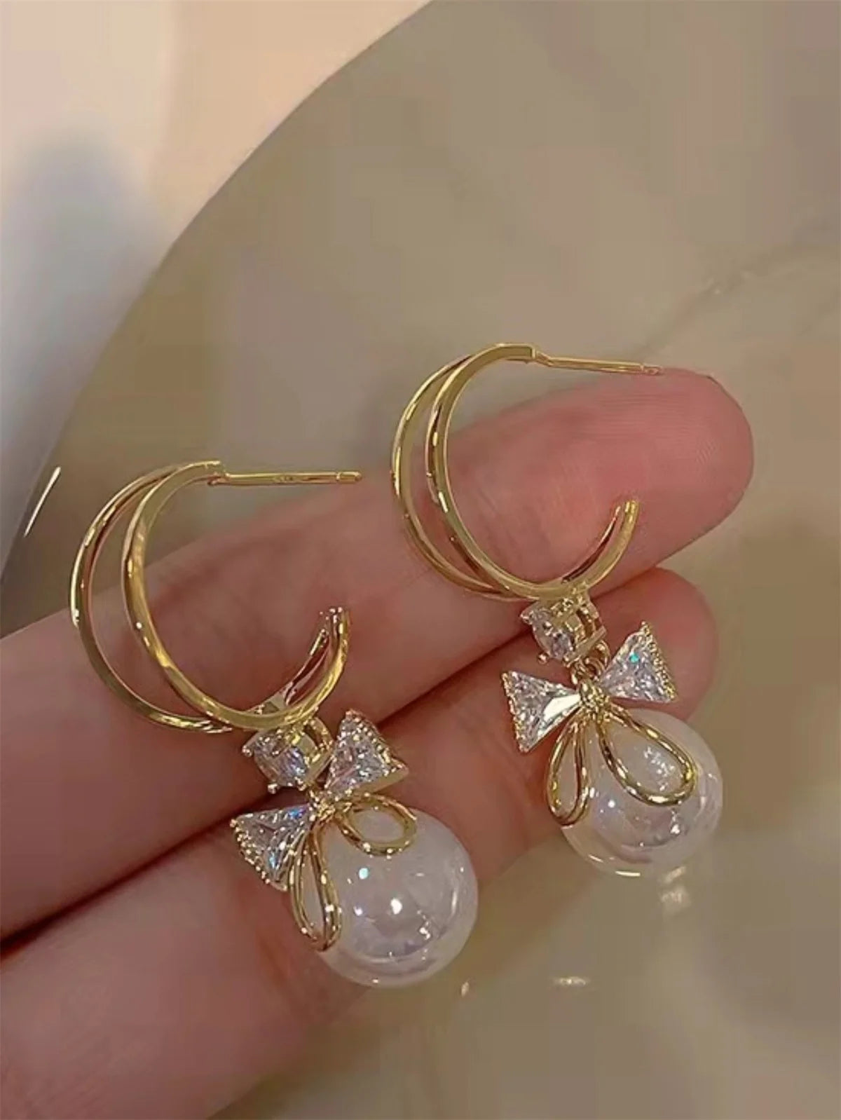2-Piece Trendy Bow Earrings Set – Statement Jewelry for Travel, Festivals & Parties