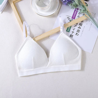Strappy Sports Bra – Open Back Seamless Crop Top